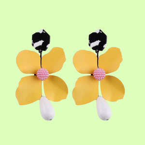 Aveney - Annabelle Dangle Earrings